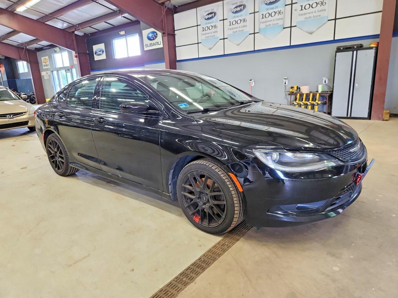 2015 CHRYSLER 200 — фото 4