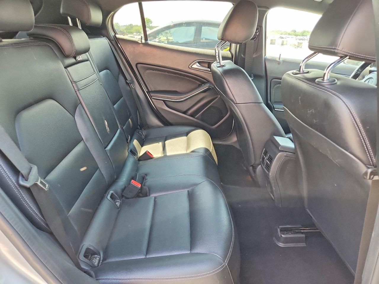 2019 MERCEDES-BENZ GLA-CLASS — фото 10