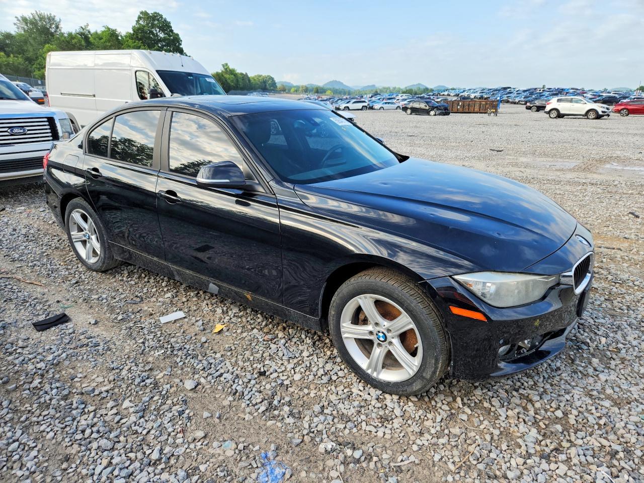 2014 BMW 3 SERIES — фото 4