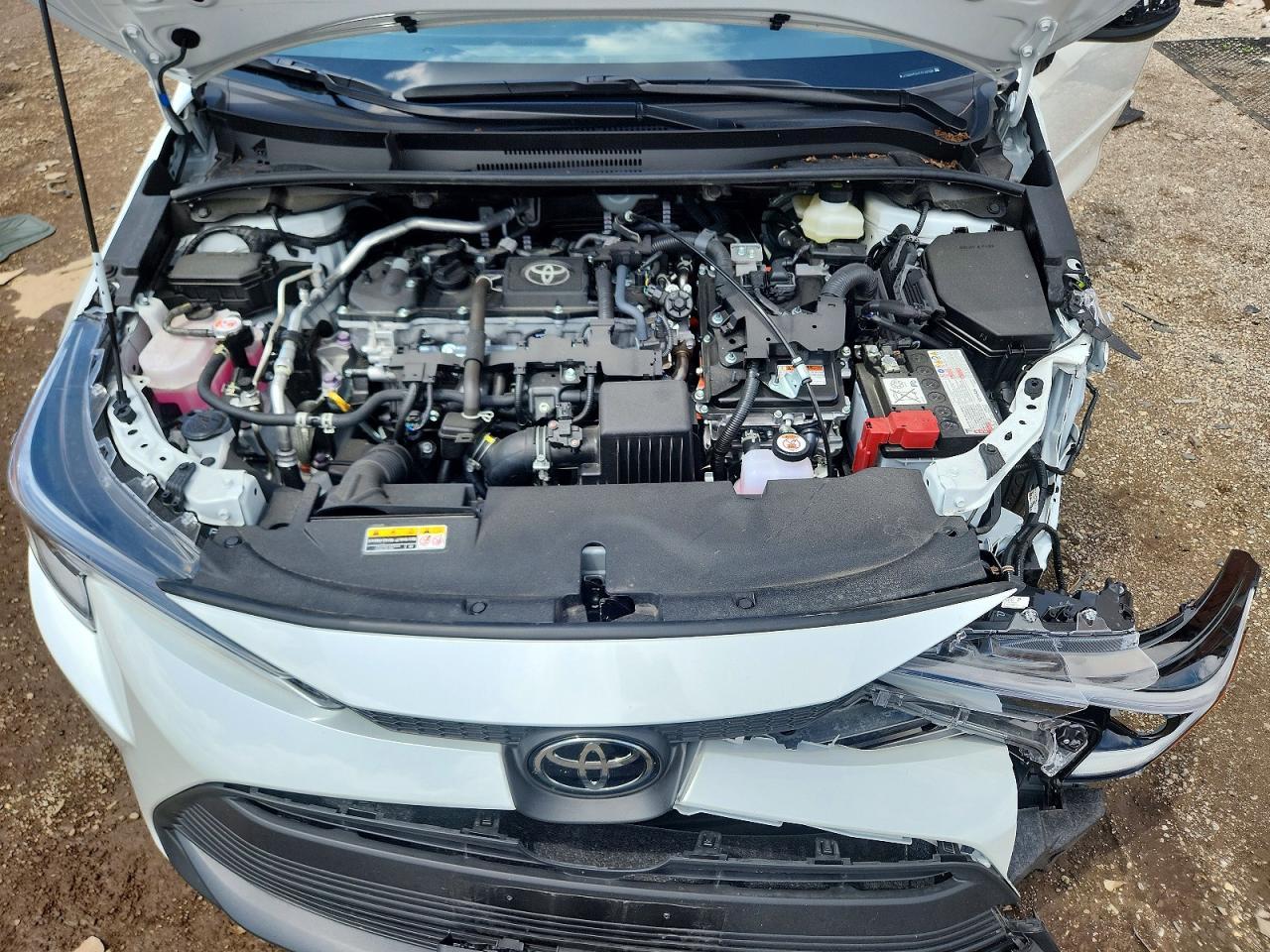 2026 TOYOTA COROLLA HYBRID — фото 11