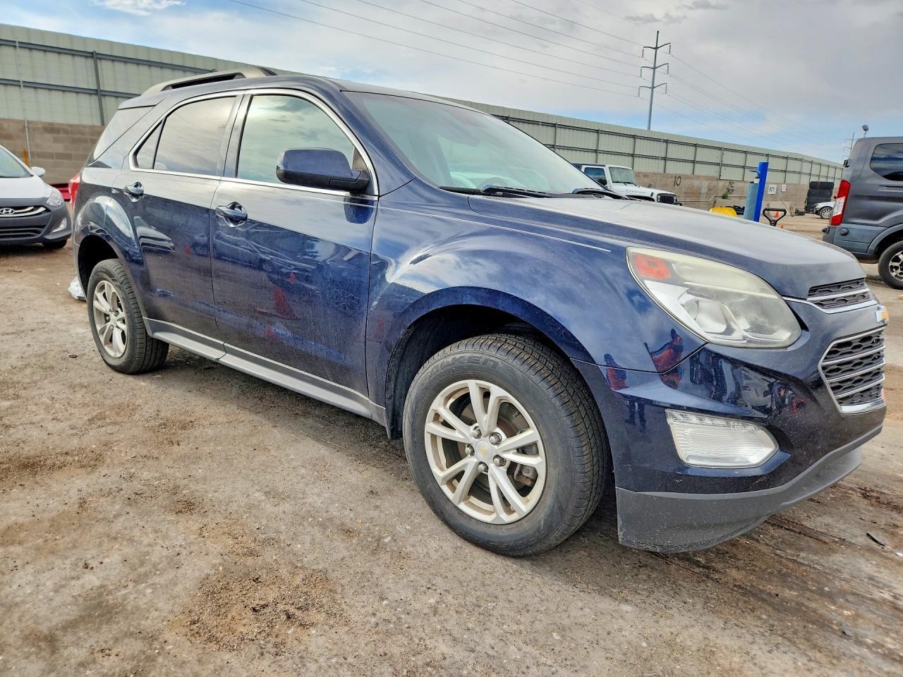 2017 CHEVROLET EQUINOX — фото 4