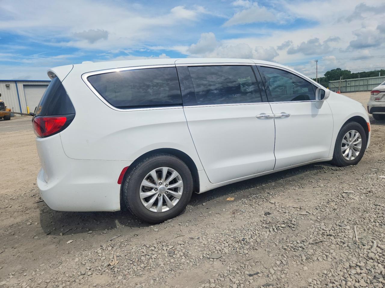 2018 CHRYSLER PACIFICA — фото 3