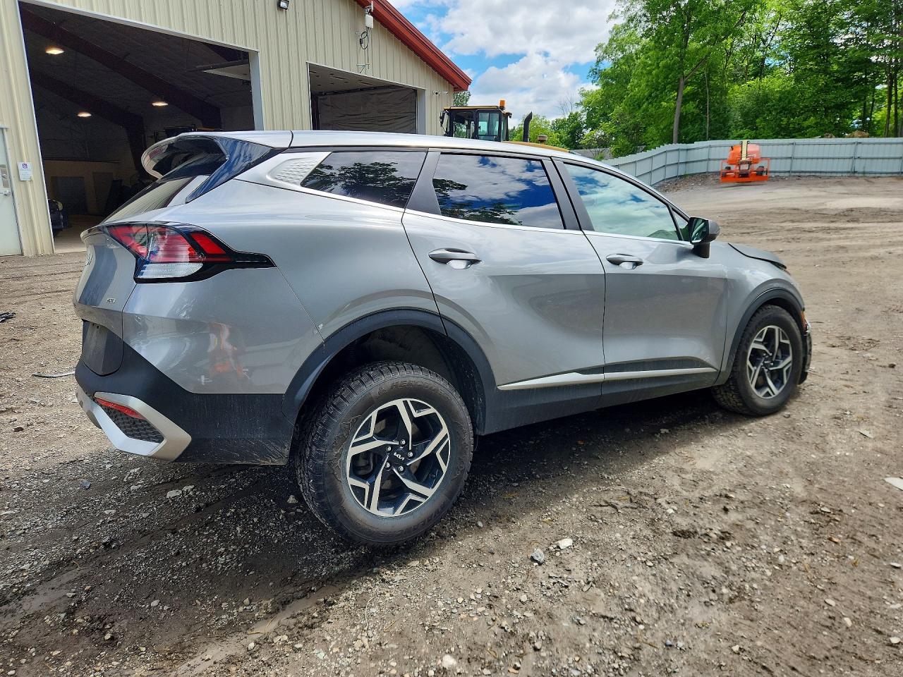 2023 KIA SPORTAGE — фото 3