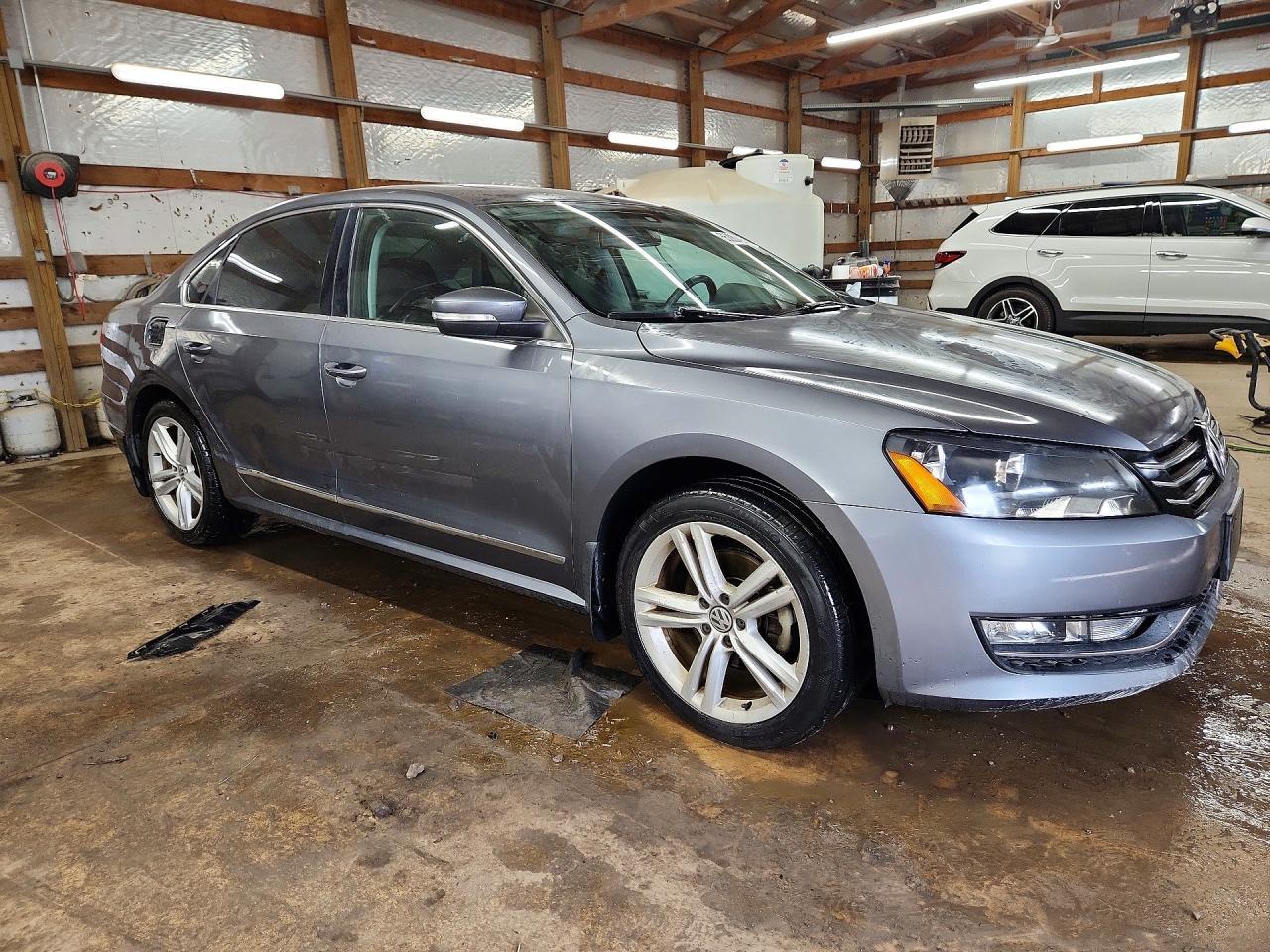 2014 VOLKSWAGEN PASSAT — фото 4