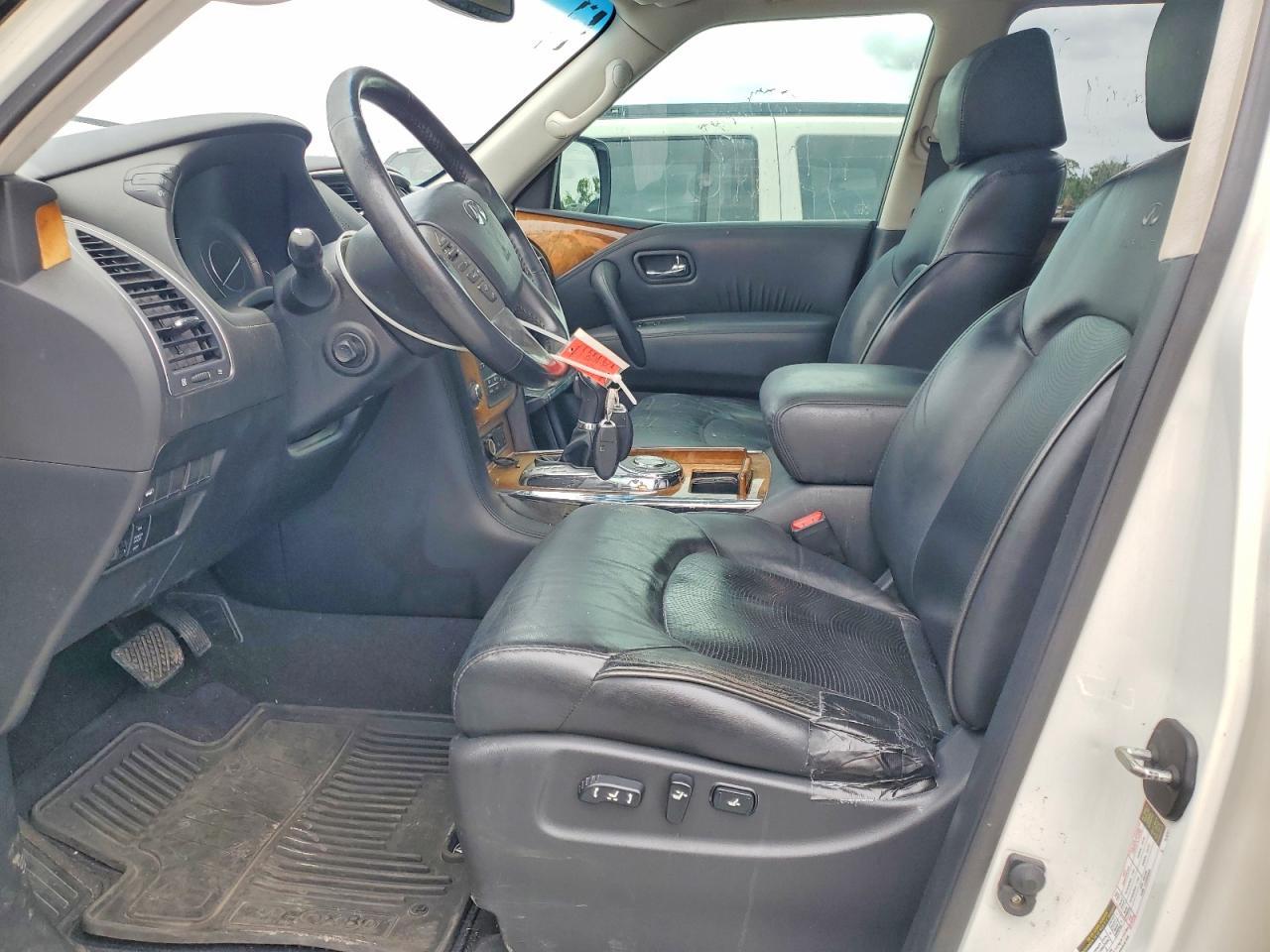 INFINITI QX80