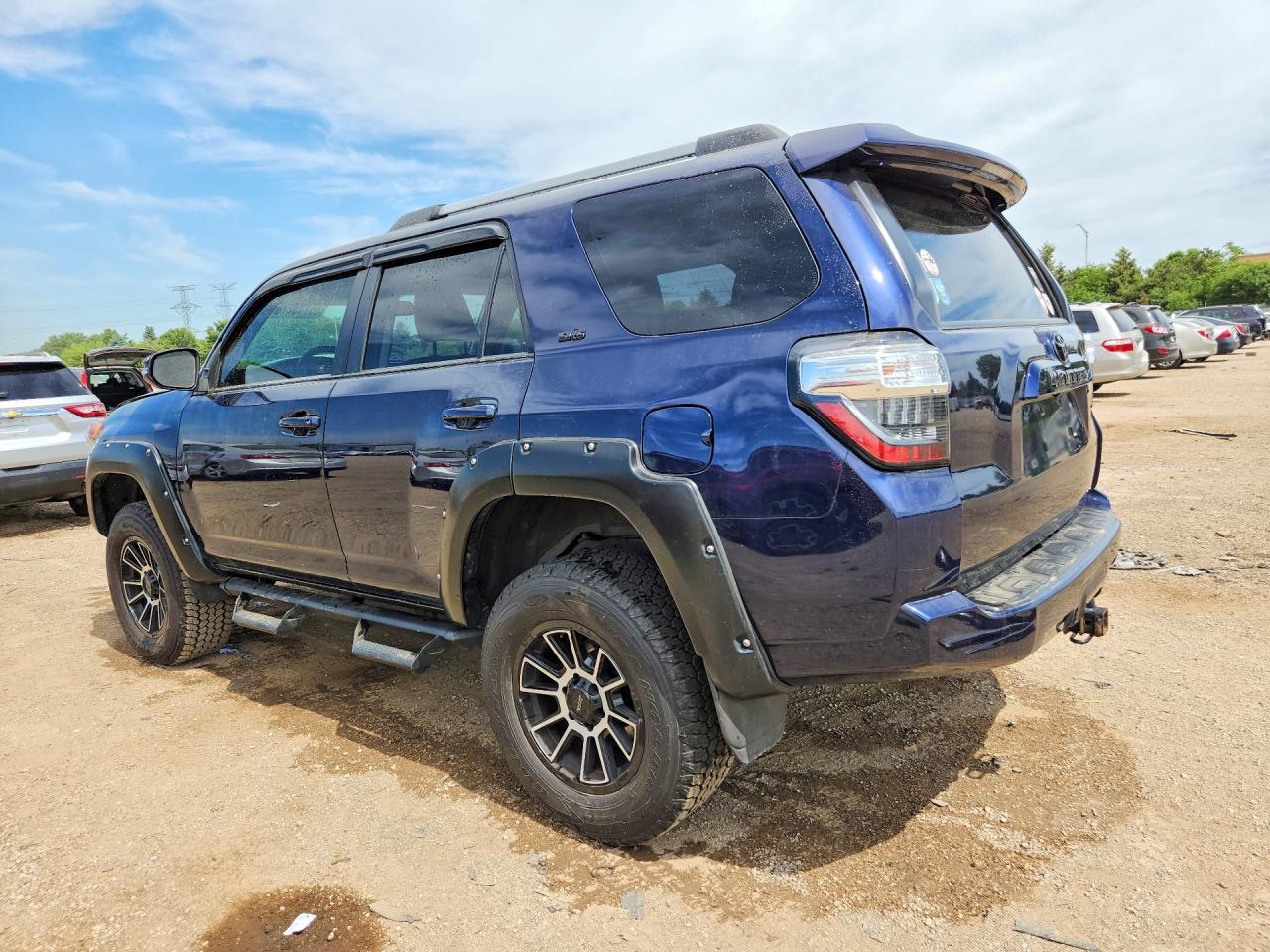 2019 TOYOTA 4RUNNER — фото 2