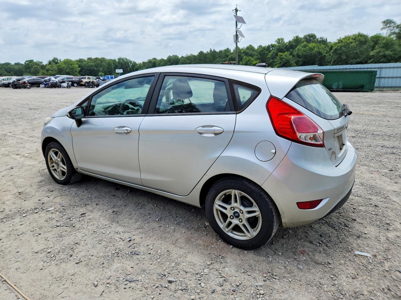 2019 FORD FIESTA — фото 2