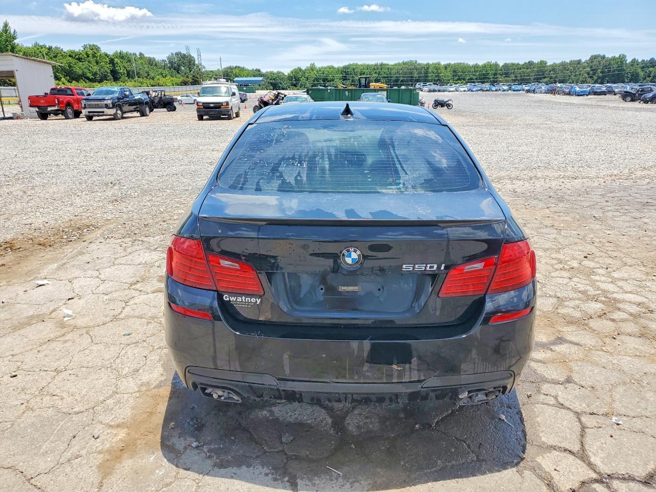 2014 BMW 5 SERIES — фото 6