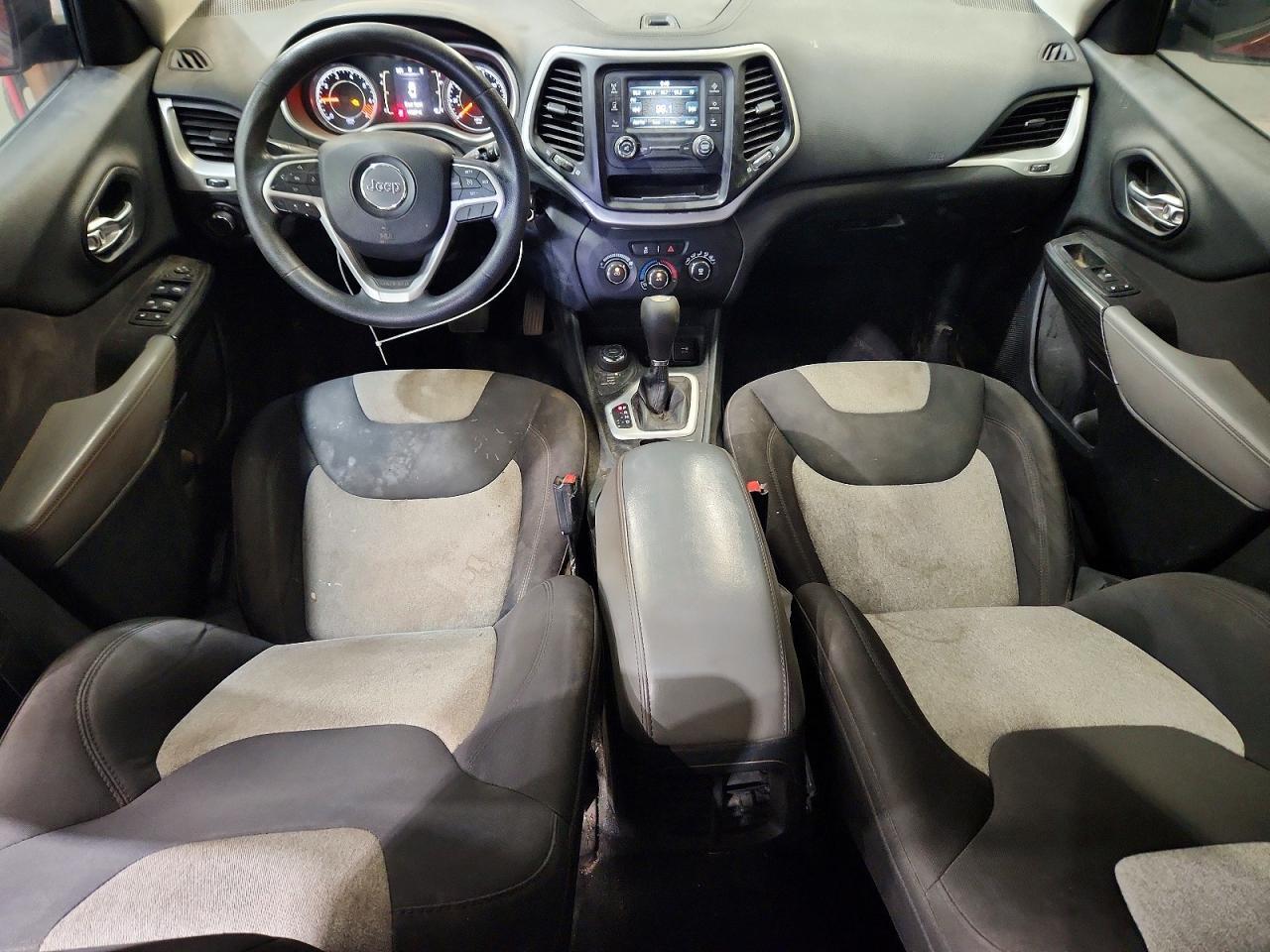 JEEP CHEROKEE