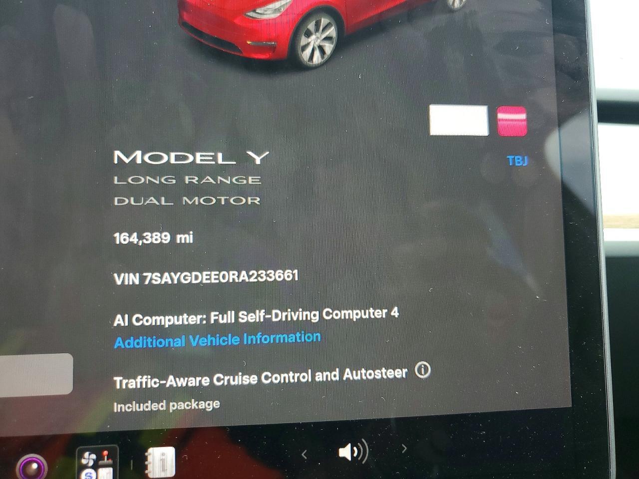 2024 TESLA MODEL Y — фото 9