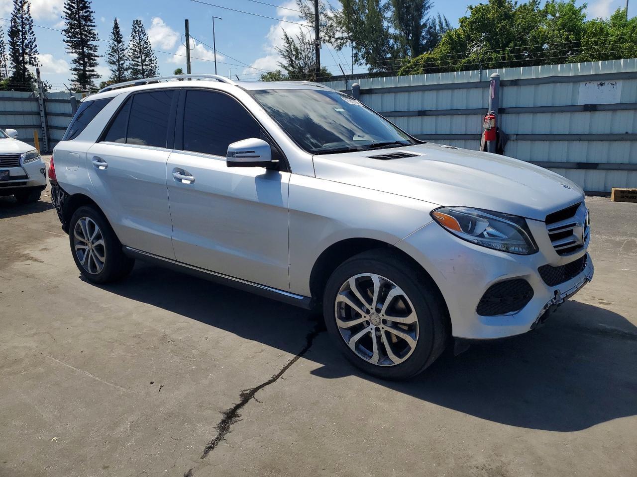 2016 MERCEDES-BENZ GLE-CLASS — фото 4