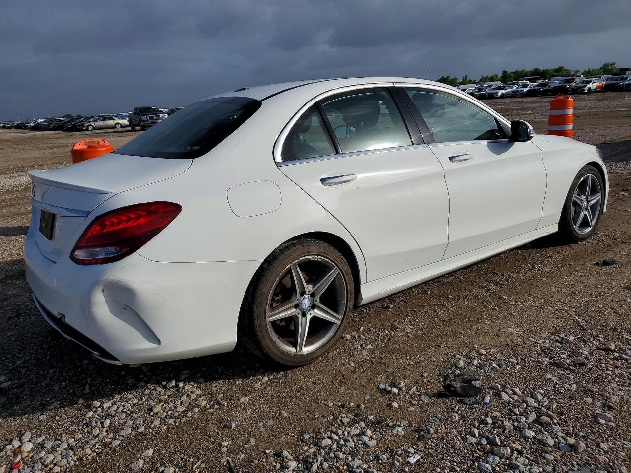 2017 MERCEDES-BENZ C-CLASS — фото 3