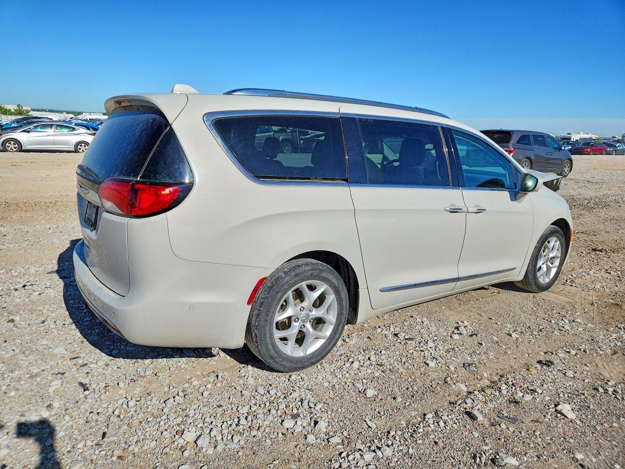 2017 CHRYSLER PACIFICA — фото 3