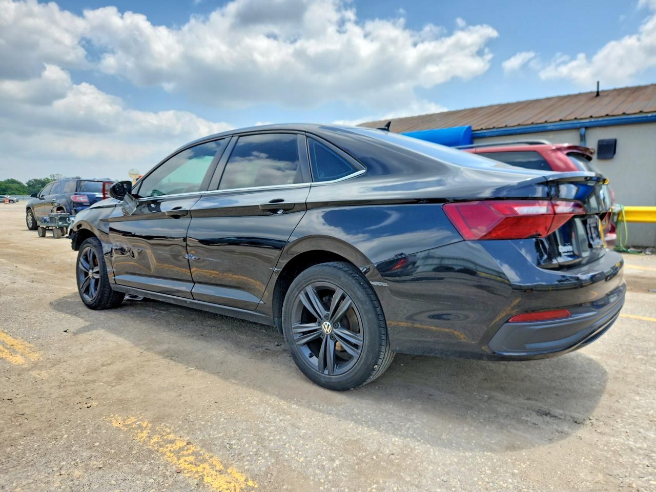 2022 VOLKSWAGEN JETTA — фото 2