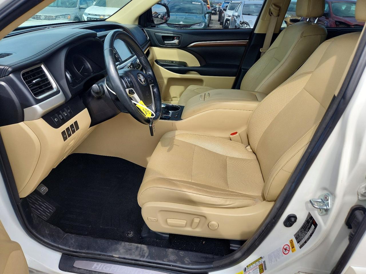 2017 TOYOTA HIGHLANDER — фото 7