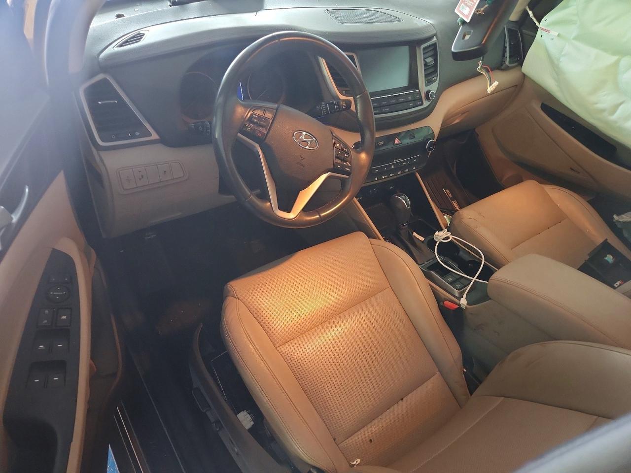 2017 HYUNDAI TUCSON — фото 8