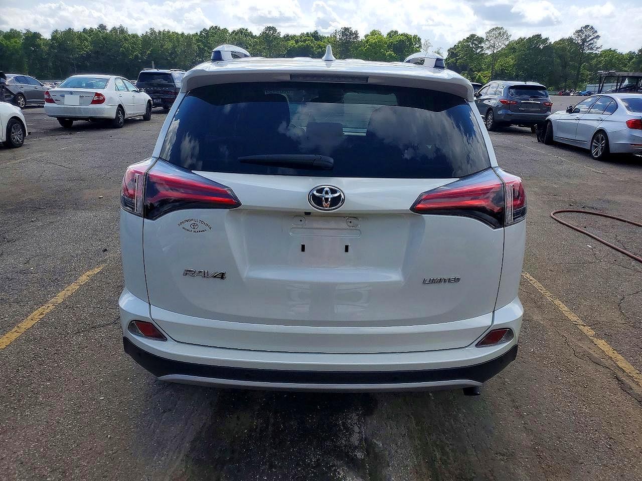 2016 TOYOTA RAV4 — фото 6