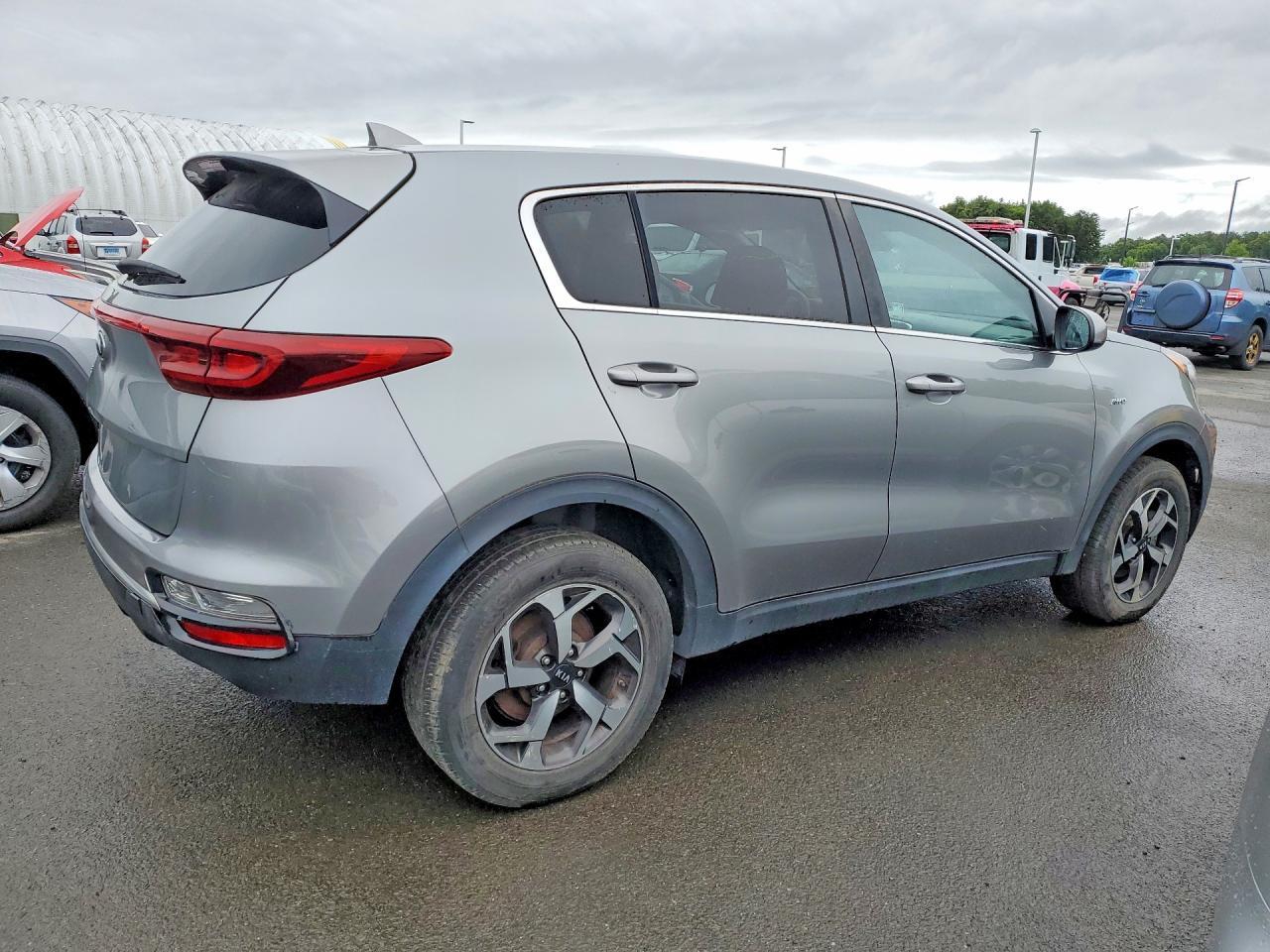 2020 KIA SPORTAGE — фото 3