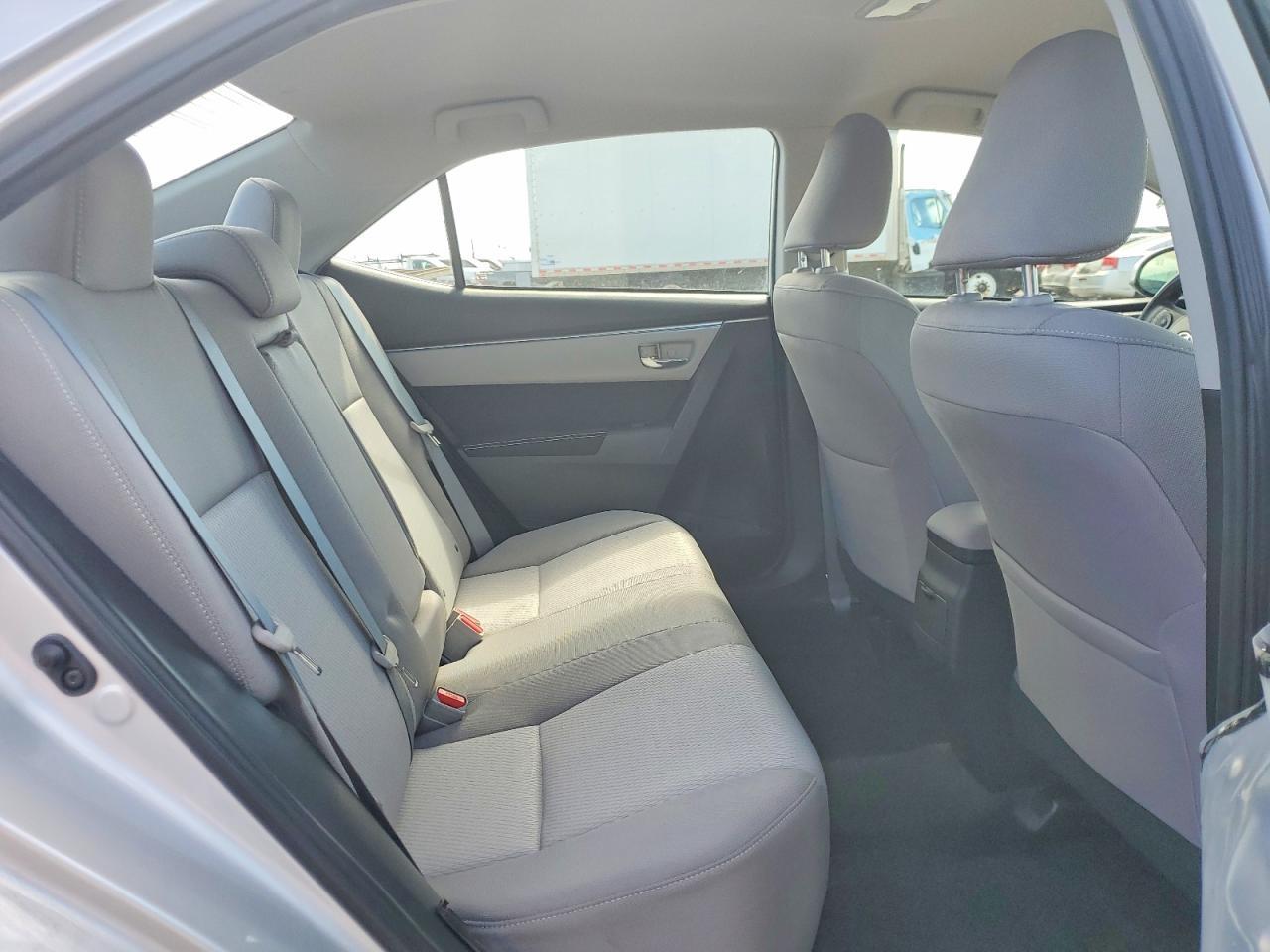 2015 TOYOTA COROLLA — фото 10