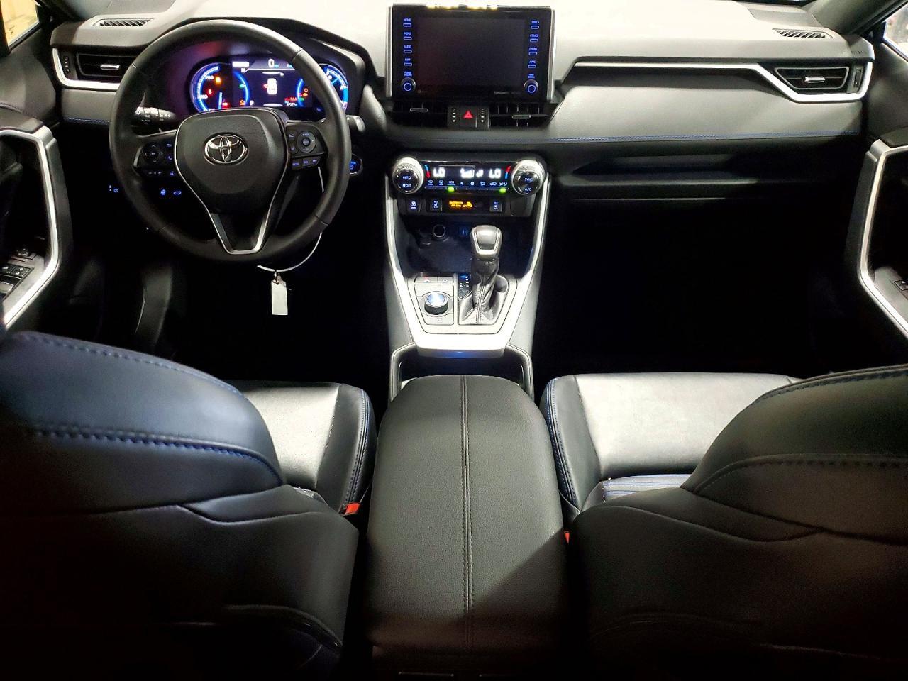 2019 TOYOTA RAV4 HYBRID — фото 8
