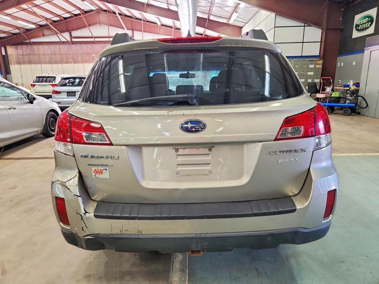 2014 SUBARU OUTBACK — фото 6