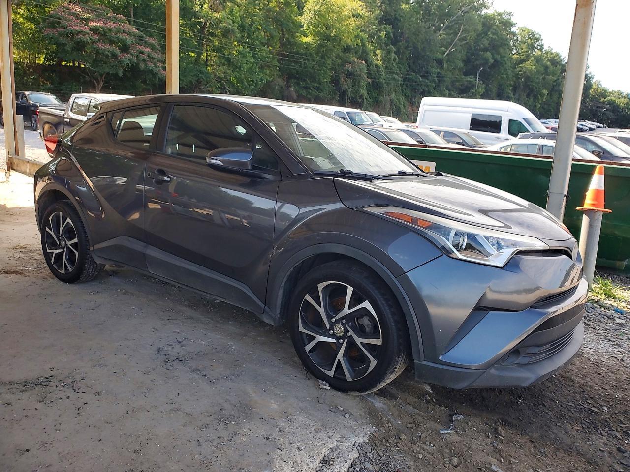 2018 TOYOTA C-HR — фото 4