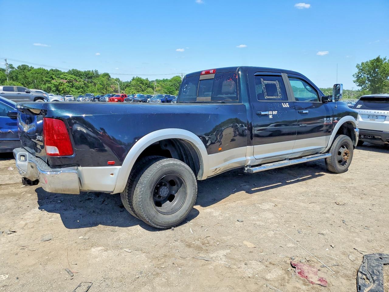 2015 RAM 3500 — фото 3
