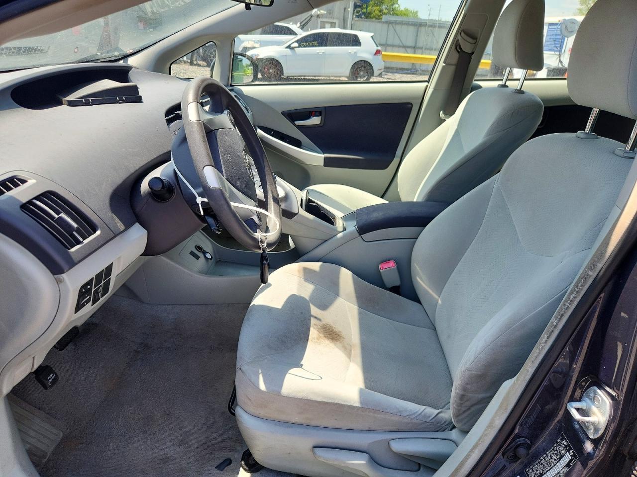 2011 TOYOTA PRIUS — фото 7