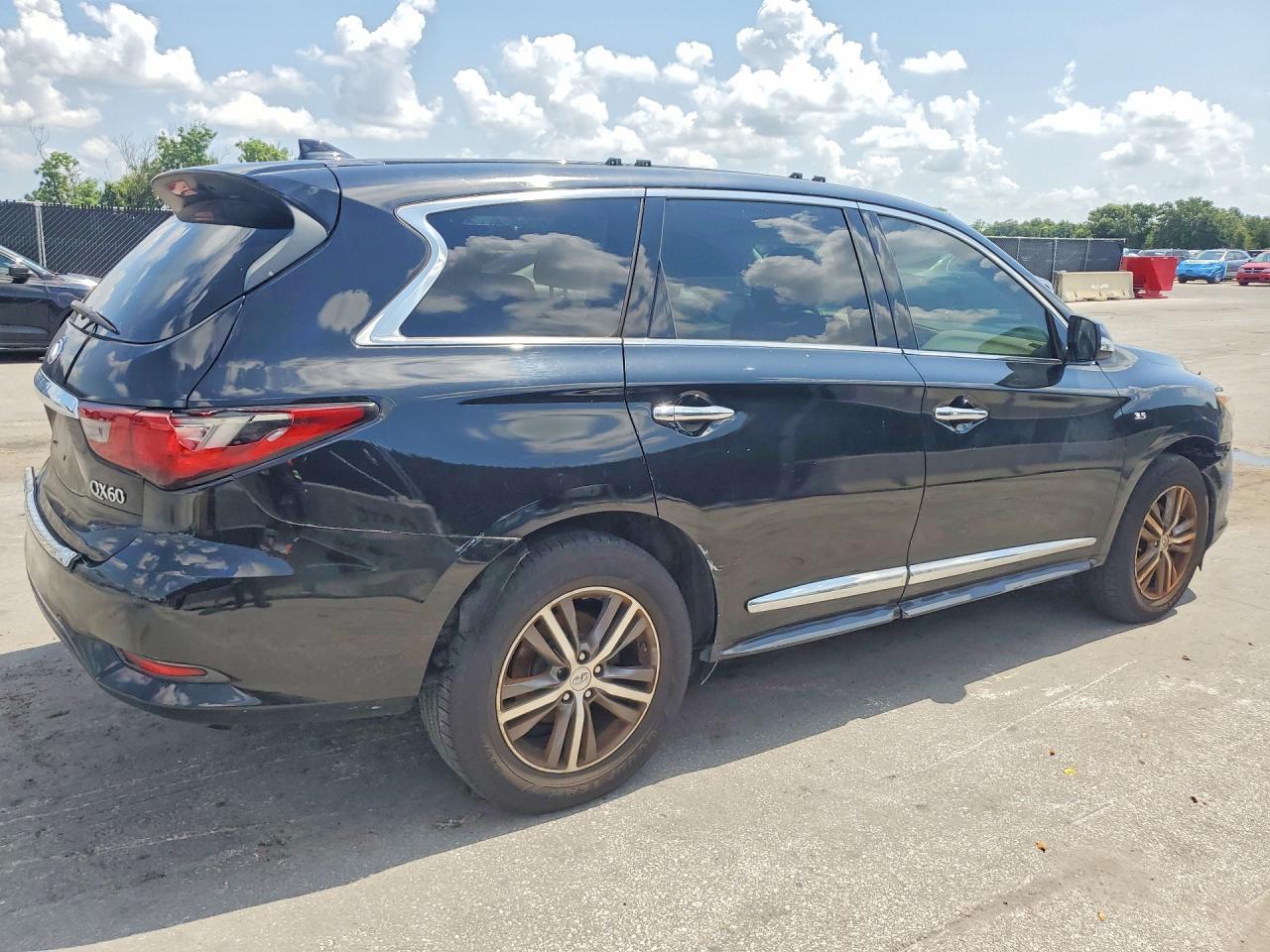 2018 INFINITI QX60 — фото 3