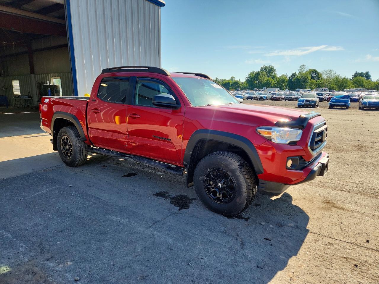 TOYOTA TACOMA