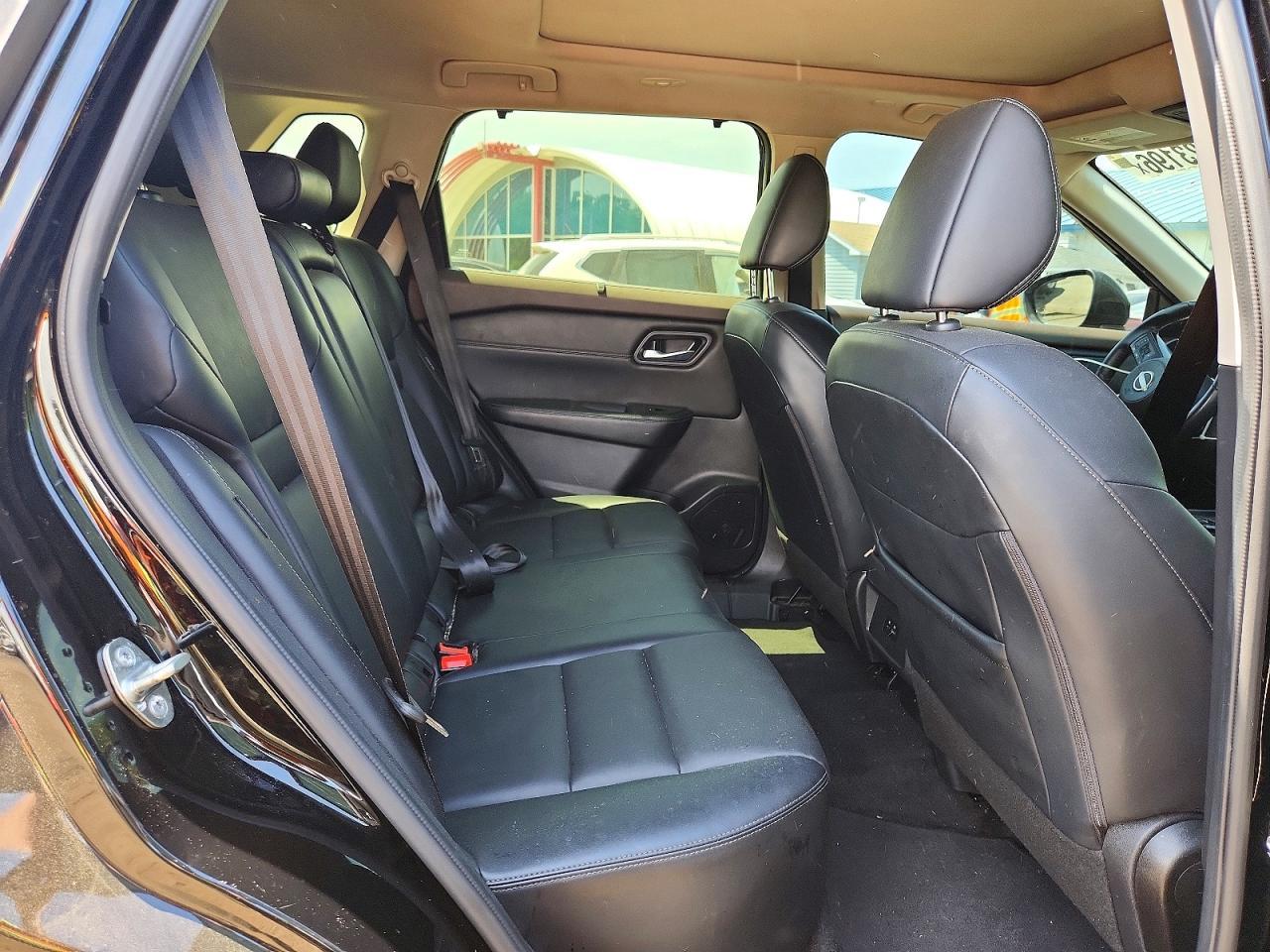 NISSAN ROGUE
