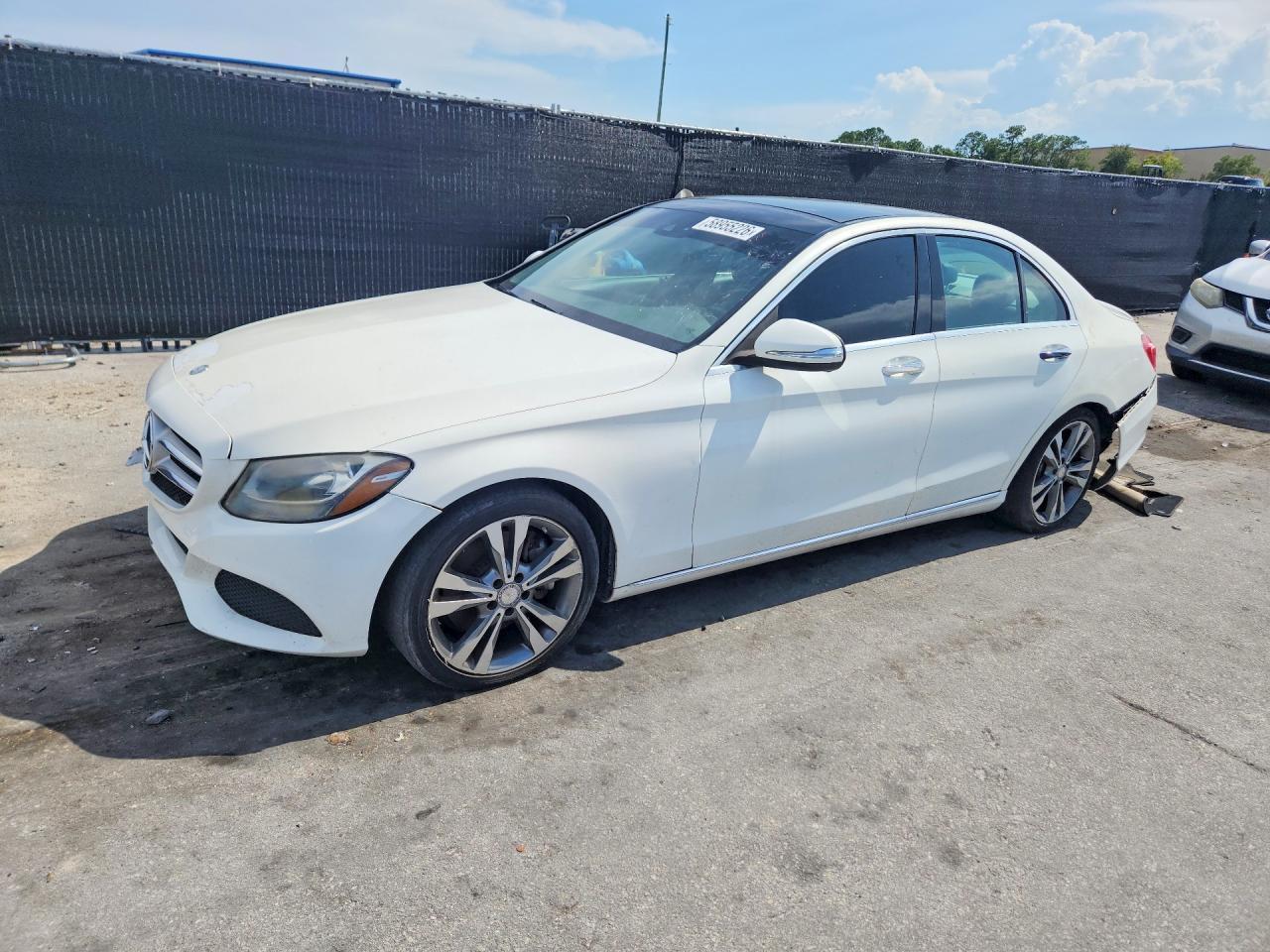 2017 MERCEDES-BENZ C-CLASS — фото 1