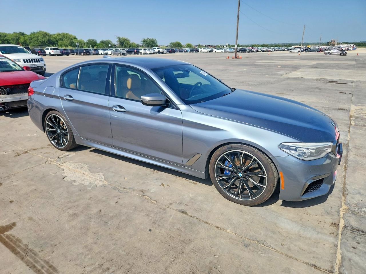 2018 BMW 5 SERIES — фото 4