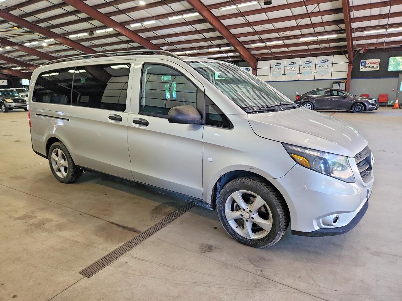 2016 MERCEDES-BENZ METRIS — фото 4