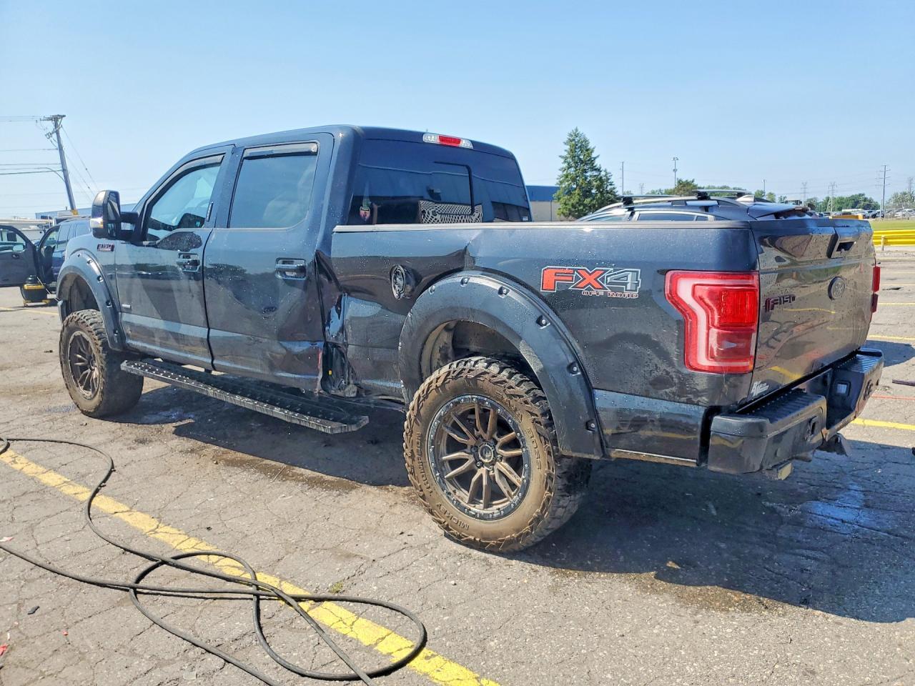 2015 FORD F-150 — фото 2