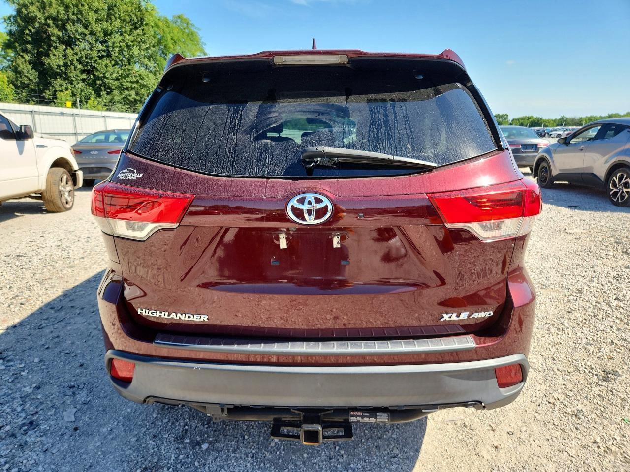 2018 TOYOTA HIGHLANDER — фото 6