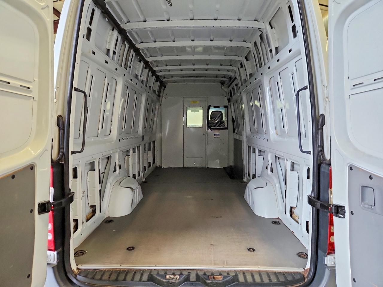 2016 MERCEDES-BENZ SPRINTER — фото 11