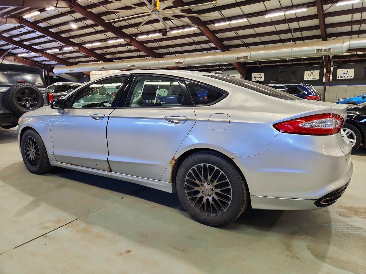 FORD FUSION