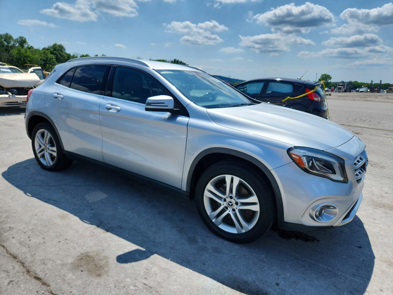 2019 MERCEDES-BENZ GLA-CLASS — фото 4
