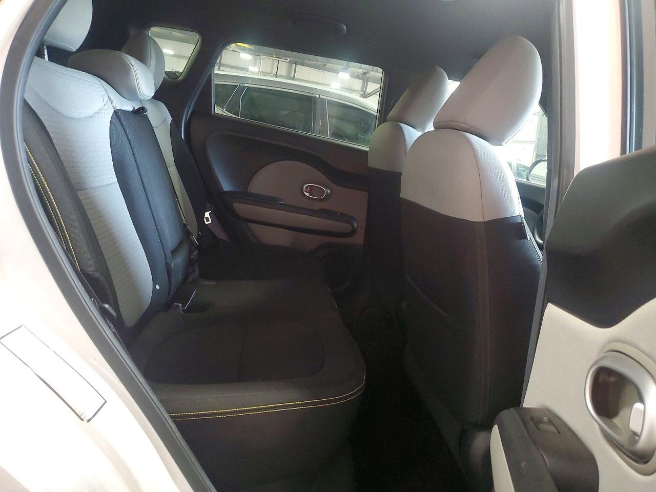2015 KIA SOUL — фото 10