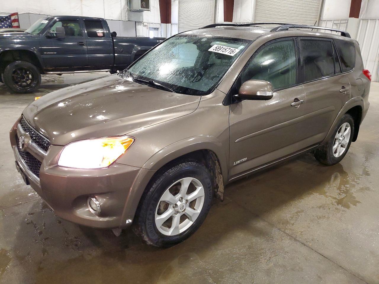 2012 TOYOTA RAV4 — фото 1