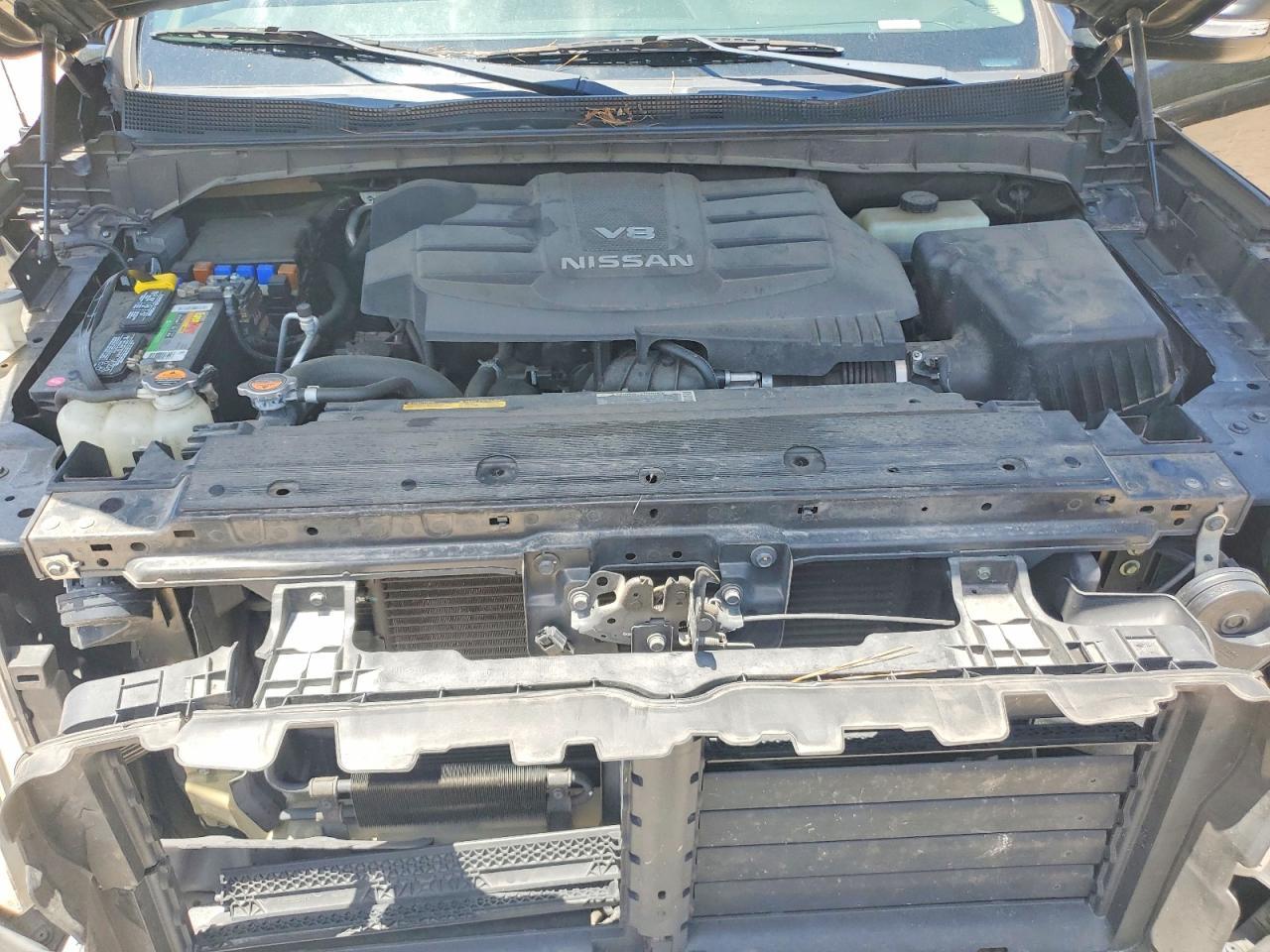 NISSAN TITAN