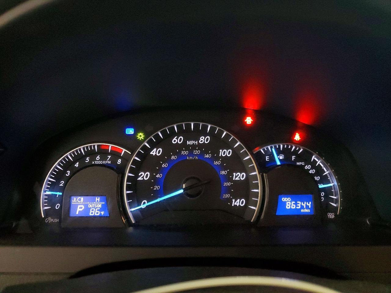 2014 TOYOTA CAMRY — фото 9