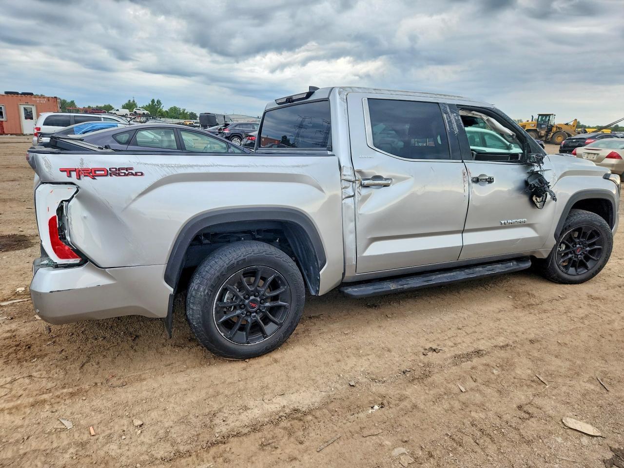 2023 TOYOTA TUNDRA — фото 3