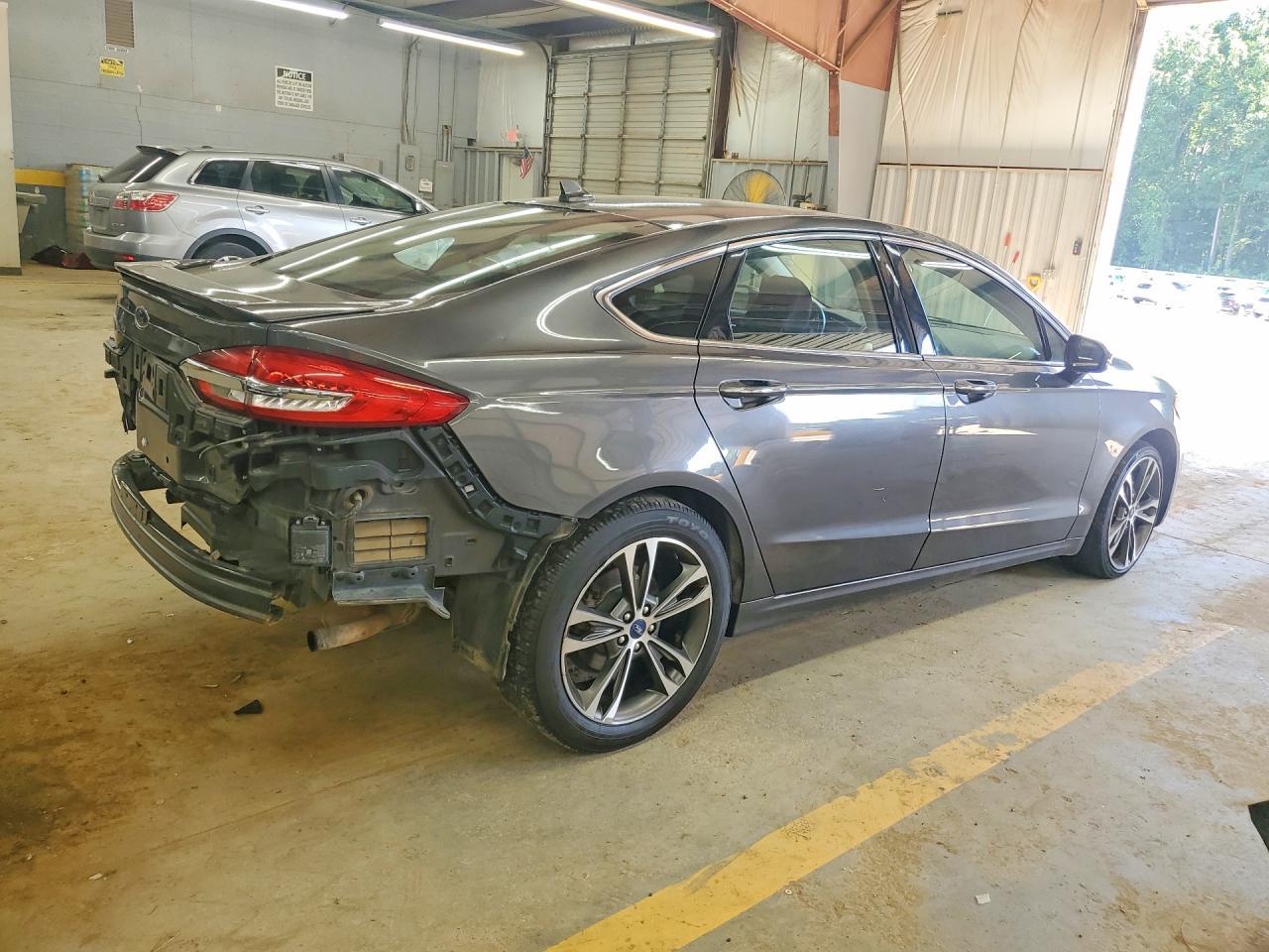 2020 FORD FUSION — фото 3
