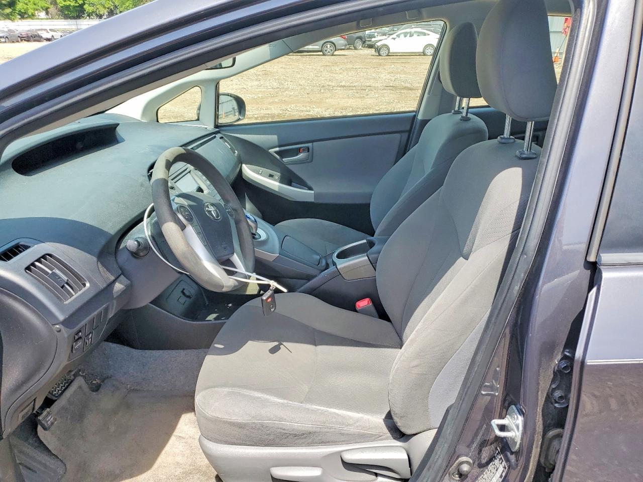 2012 TOYOTA PRIUS — фото 7