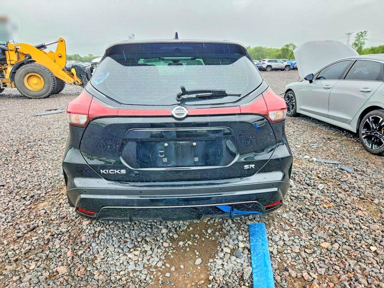 2021 NISSAN KICKS — фото 6