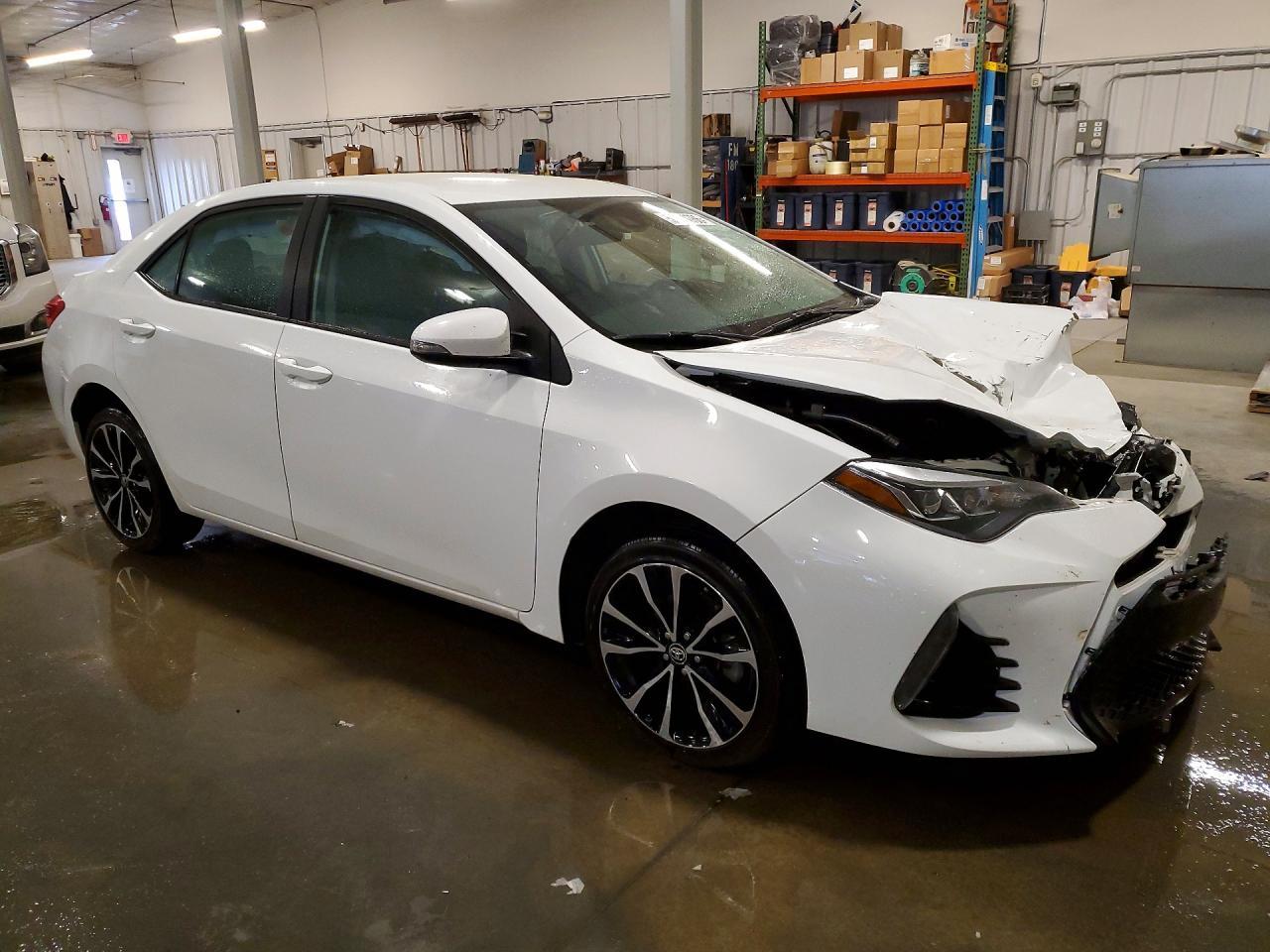 2017 TOYOTA COROLLA — фото 4