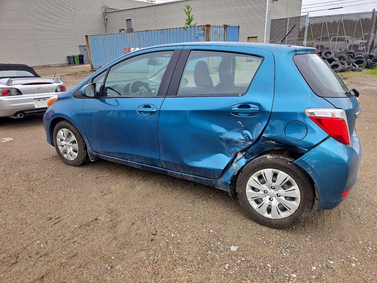 2014 TOYOTA YARIS — фото 2