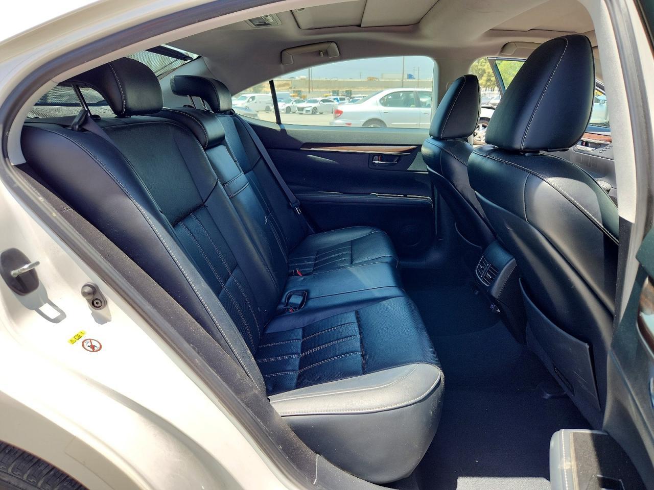 2016 LEXUS ES 350 — фото 10